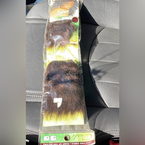 Sleek Crazy Curls 100% Human Hair Weave LENGTH #8 Color 4 NWT - Picture 10 of 11